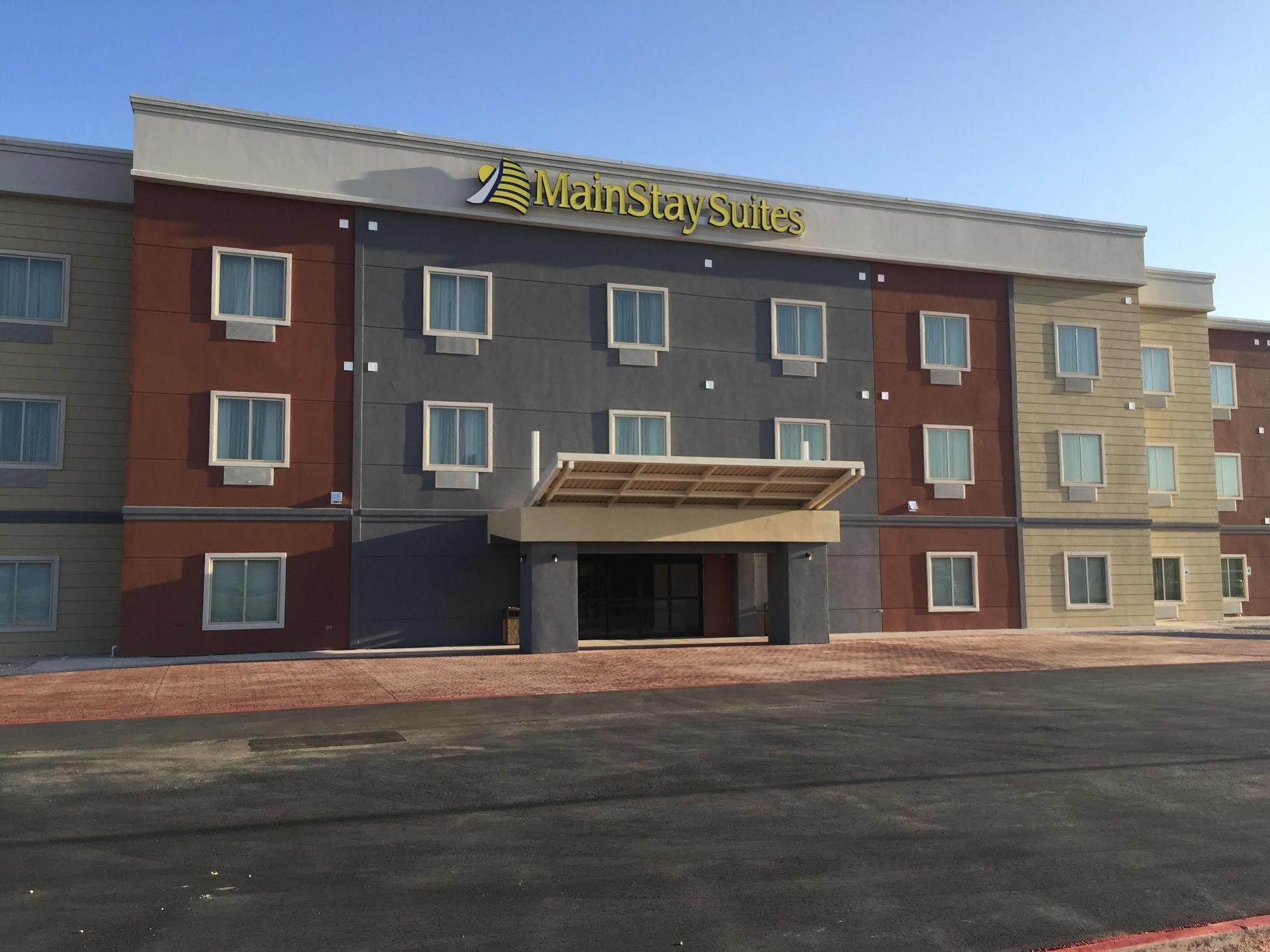 Mainstay Suites Odessa Bagian luar foto